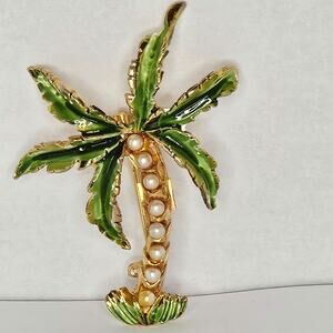 Vintage Palm Tree Brooch: Faux Pearl Accents